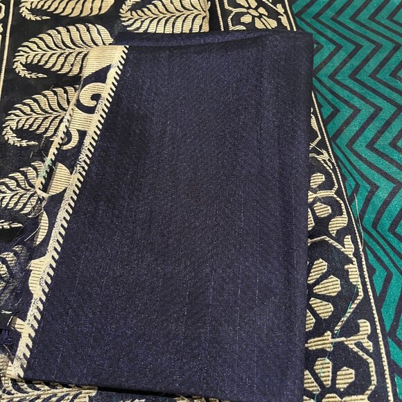 Indian Silk saree- Printed Bhagal puri silk saree. - Picture 5 of 10